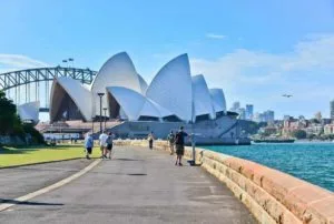 Lifestyle com au launch ArrivalGuides city guides